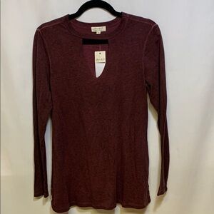Ultra Flirt Maroon V-Neck Cut Out Blouse